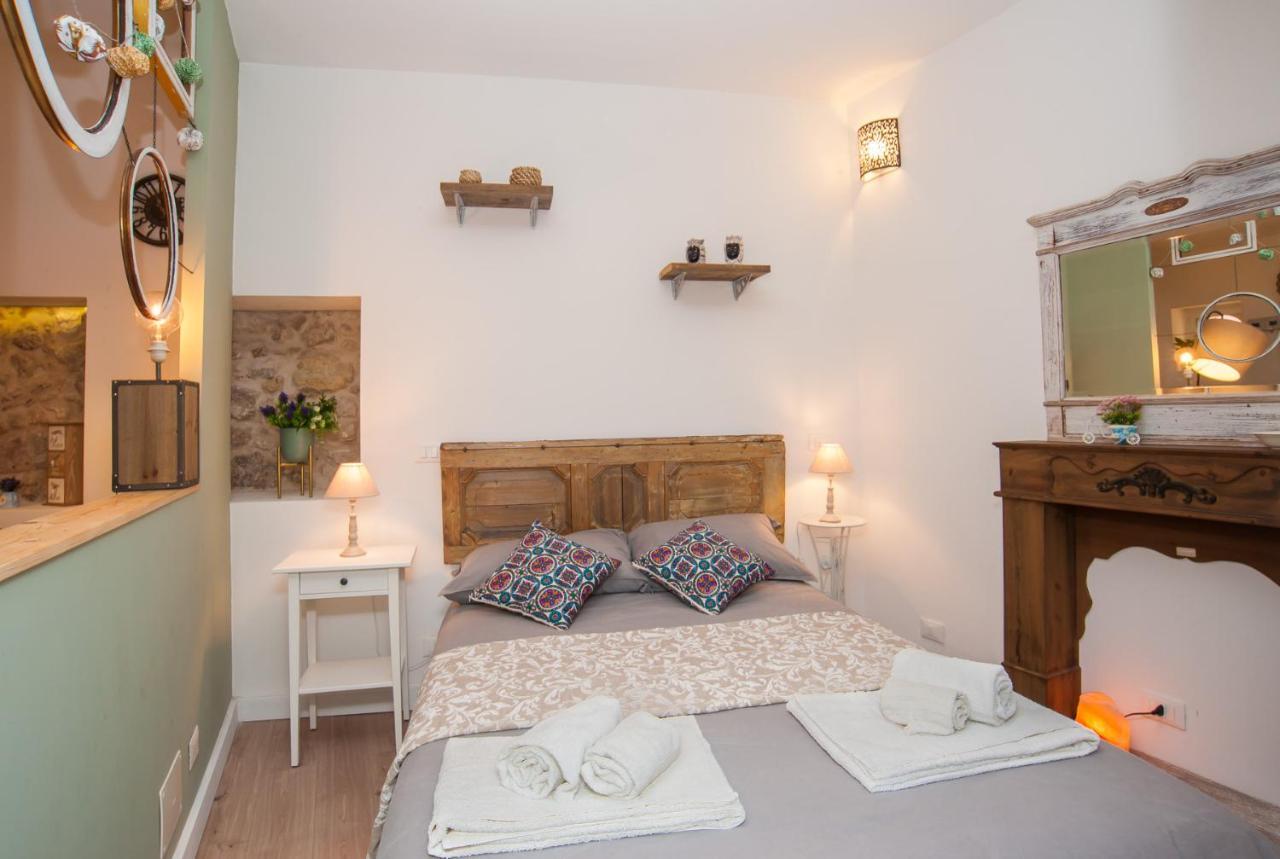 Homes4Holidays - Artistic Nest Syrakus Exterior foto